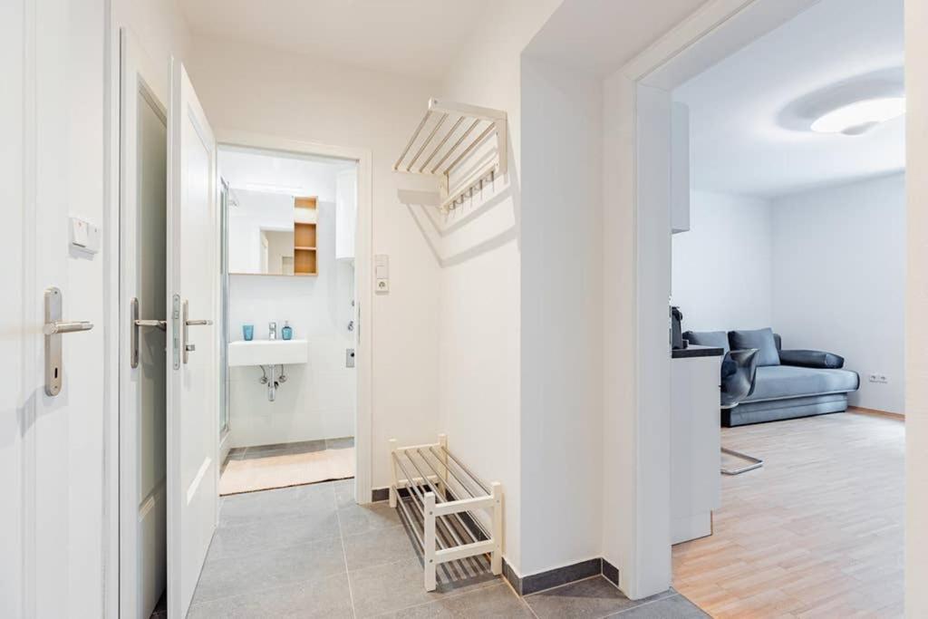 Newly-Renovated, Central City Apartment In The Heart Of Vienna Exterior photo